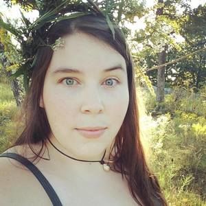 Meet your Posher, Liz